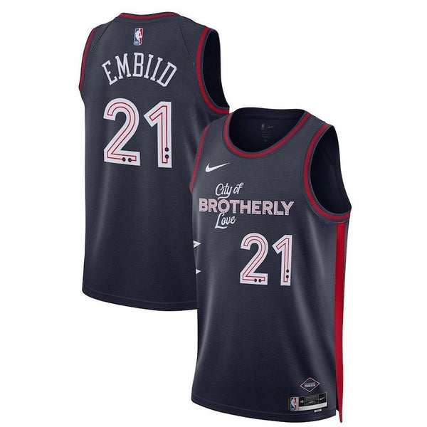 Camiseta NBA Joel Embiid - Philadelphia 76ers - 23/24 - Azul Marino - Edición Ciudad